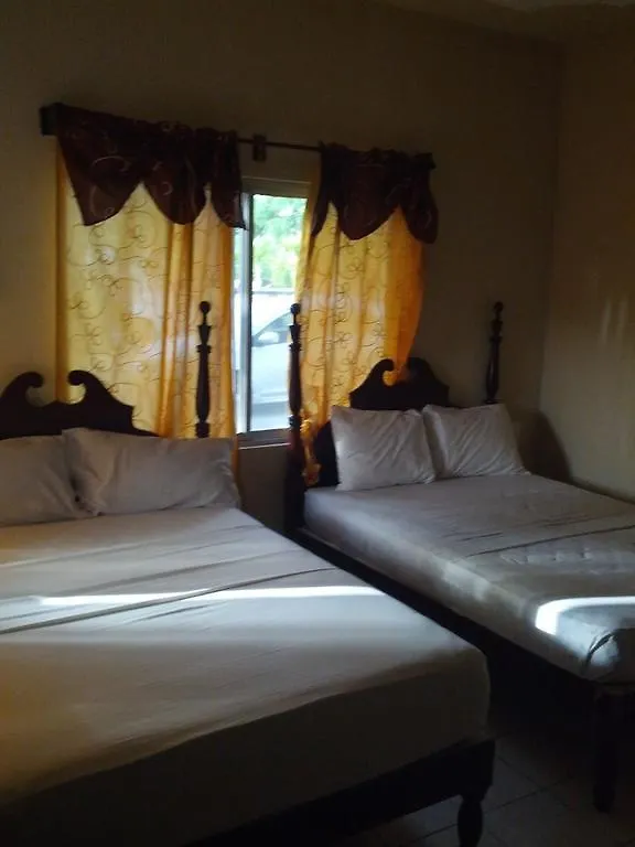 Salem Resort Runaway Bay Lejlighed